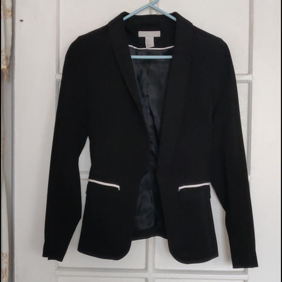 H&M Jackets & Blazers - H&M Black and White Blazer